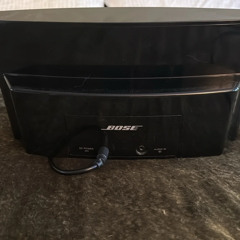 BOSE SoundDock Series II speaker - Picture 7 of 12